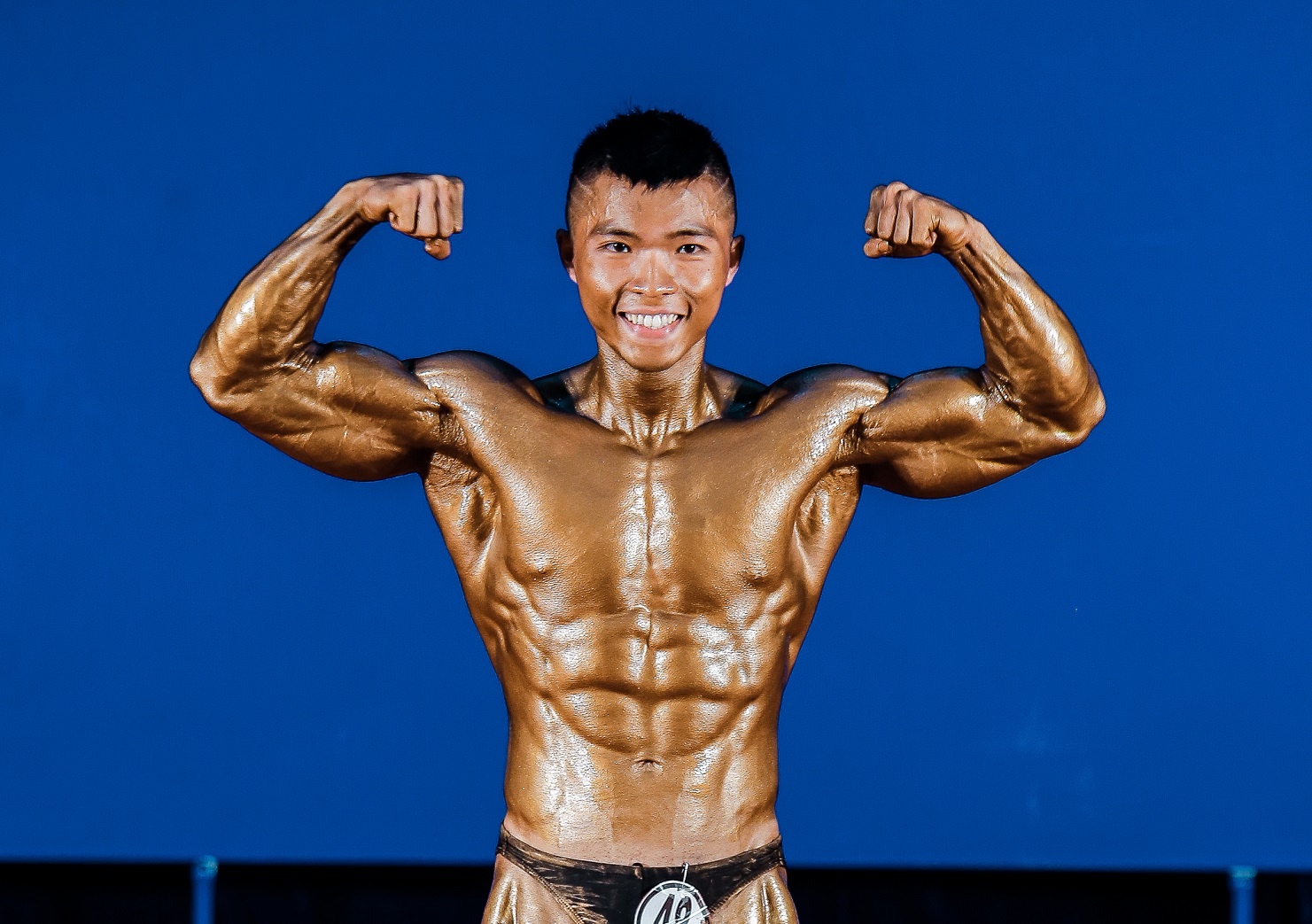 Chàng trai tăng 25 kg vẫn sở hữu bụng 6 múi ảnh 2 Chang trai tang 25 kg van so huu bung 6 mui anh 2