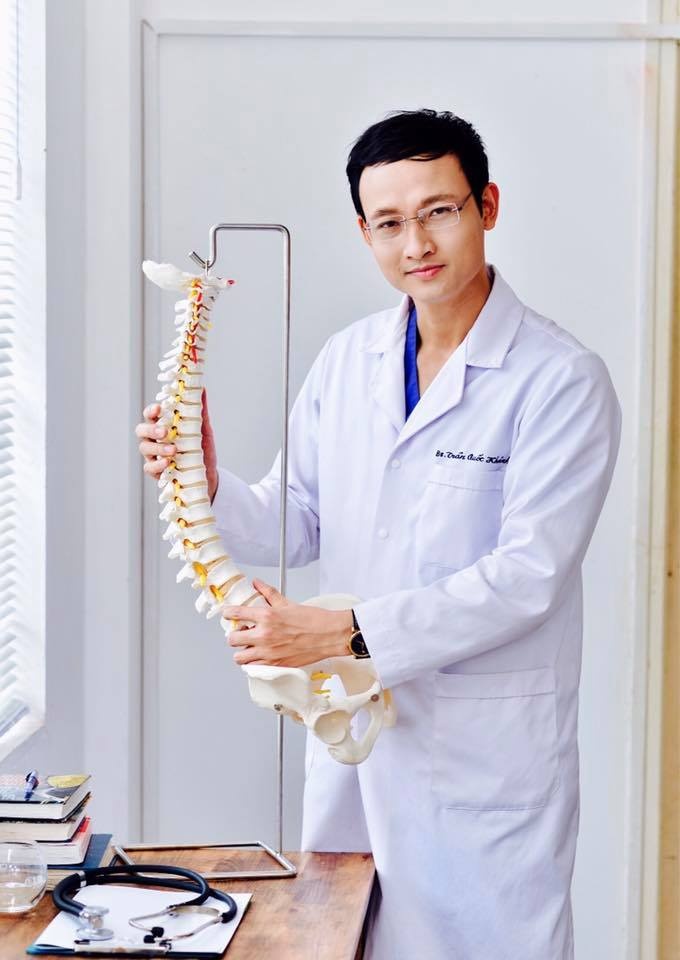 Trieu chung benh cot song anh 2