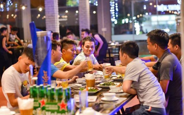 uong ruou bia co chat luong tinh trung kem anh 3