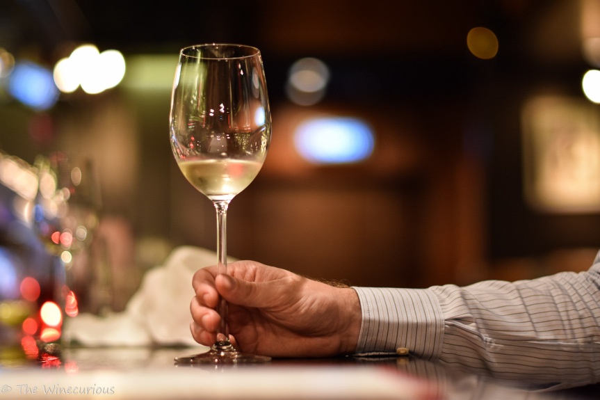 uong ruou bia co chat luong tinh trung kem anh 4