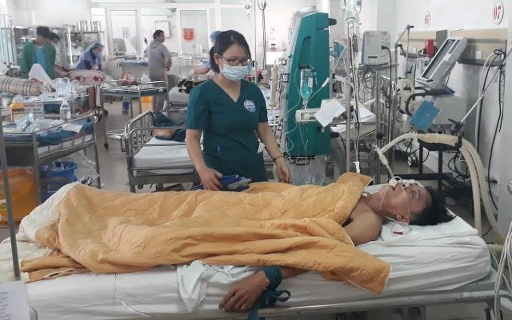 Truyen 15 lon bia cuu song benh nhan ngo doc ruou hinh anh