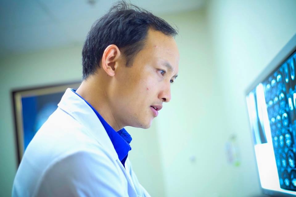 Nhiễm trùng lưng vì châm cứu tại nhà thầy lang ảnh 2 Nhiem trung lung vi cham cuu tai nha thay lang anh 2