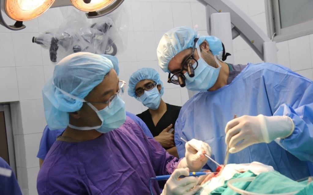 'Mat than' moi cua bac si phau thuat tai Benh vien Viet Duc hinh anh