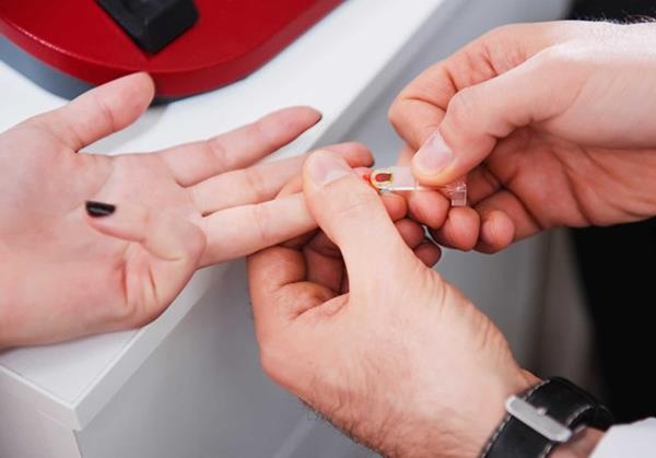 phơi nhiễm HIV ảnh 1 phoi nhiem HIV anh 1