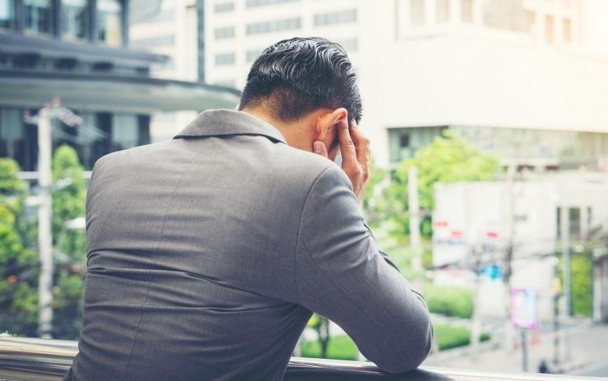 Uong thuoc dau dau khong khoi, di kham phat hien mac u nao hinh anh