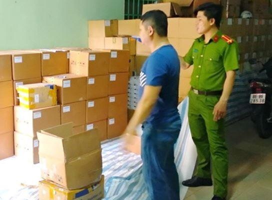 Thuốc kháng sinh giả ảnh 1 Thuoc khang sinh gia anh 1