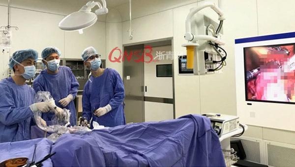 hai vợ chồng cùng bị ung thư ruột ảnh 1 hai vo chong cung bi ung thu ruot anh 1