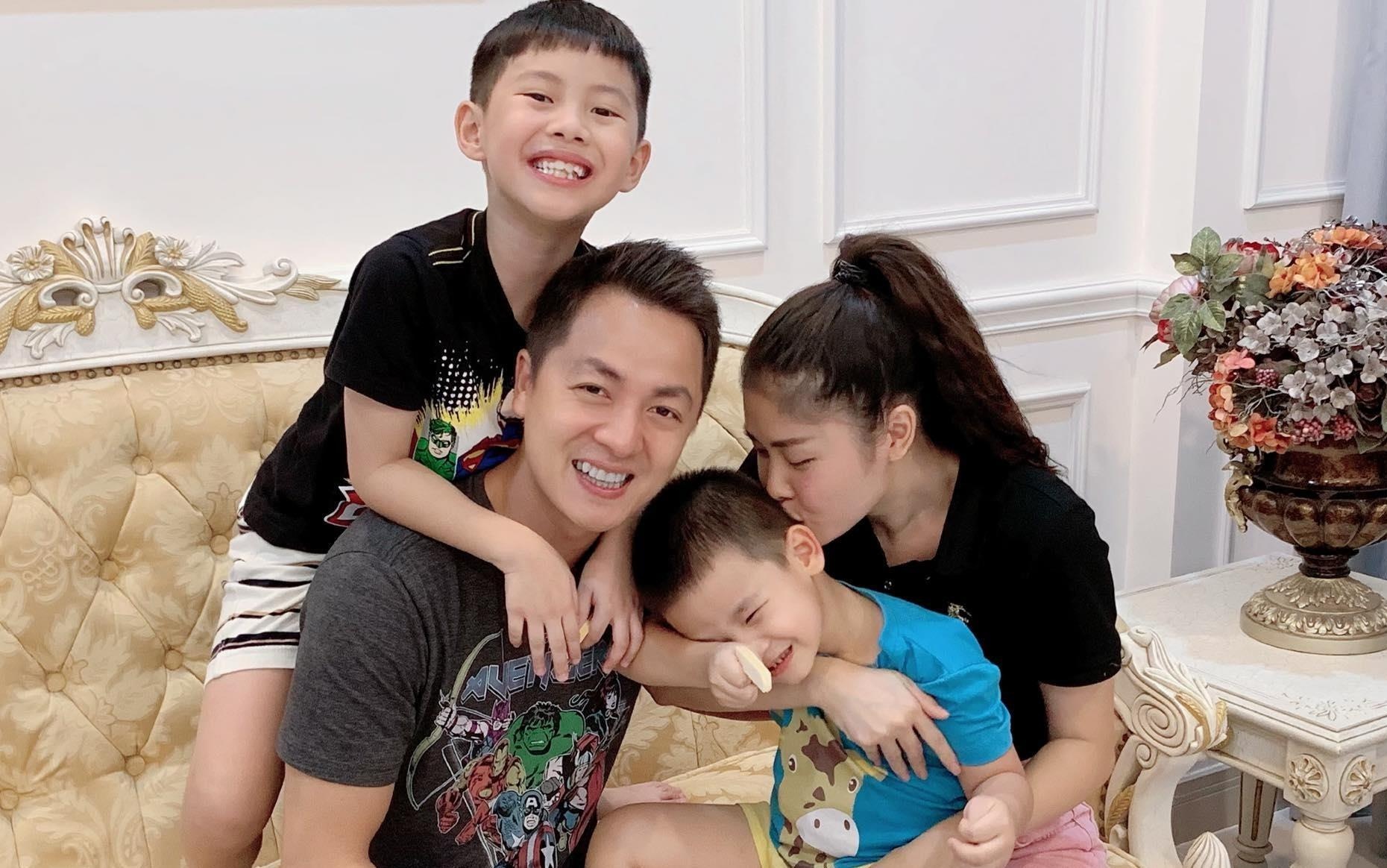 7 sai lam cua cha me bien con tro thanh nguoi vo cam hinh anh