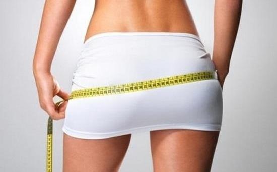 Bac si hut hang tram ml mu tu vong ba vi tiem filler 'xach tay' hinh anh