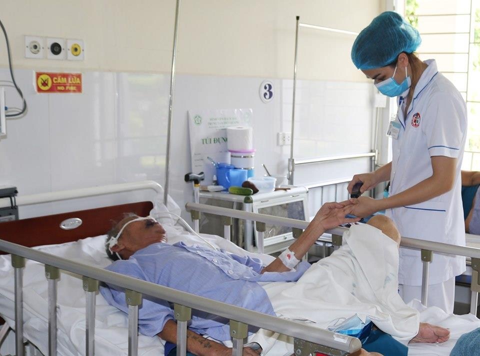 3 nguoi nhiem lien cau khuan lon anh 1