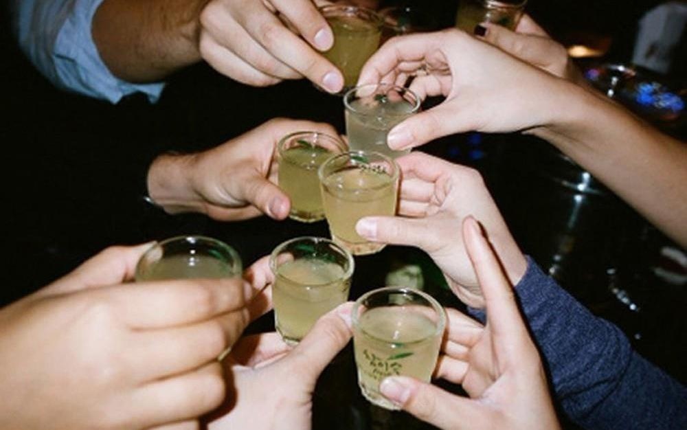 Co cach hoa giai 'len mau', tang duong, gout sau tiec ruou? hinh anh