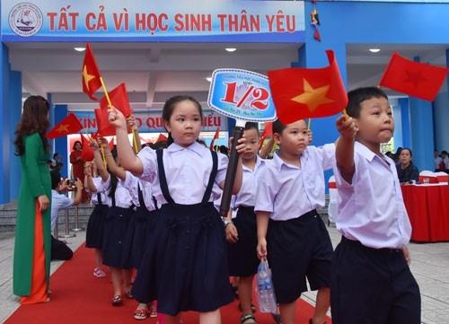 Lạm thu học phí ảnh 1 Lam thu hoc phi anh 1