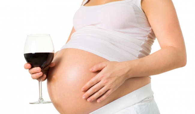 phụ nữ uống rượu bia ảnh 8 phu nu uong ruou bia anh 8