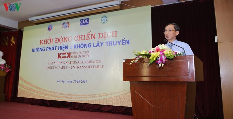 Dieu tri HIV/AIDS anh 1