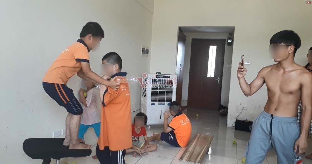 nhân viên tạp hóa dạy trẻ tự kỷ ảnh 2 nhan vien tap hoa day tre tu ky anh 2