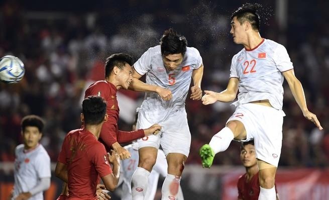 Cau thu nen bo sung thuc pham gi de phuc hoi suc khoe? hinh anh