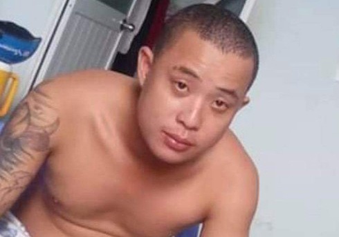 Cha bao hanh con anh 1