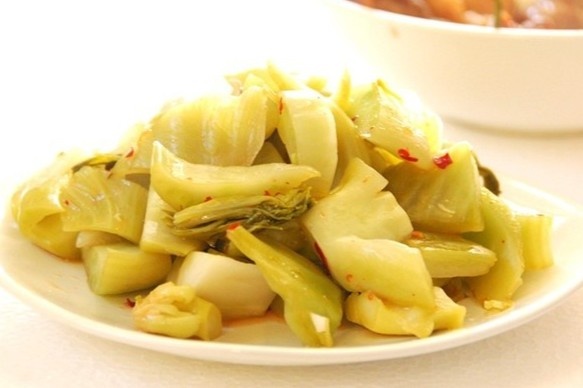 Nhung dieu cam ky khi an dua, ca muoi hinh anh