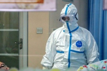 Nhung anh hung trong tuyen dau chong virus corona hinh anh