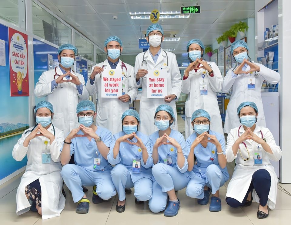 Chung tay,  đoàn kết đẩy lùi dịch Covid-19 ảnh 4 Chung tay,  doan ket day lui dich Covid-19 anh 4