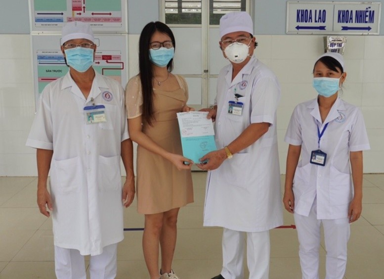 Them mot benh nhan mac Covid-19 khoi benh hinh anh