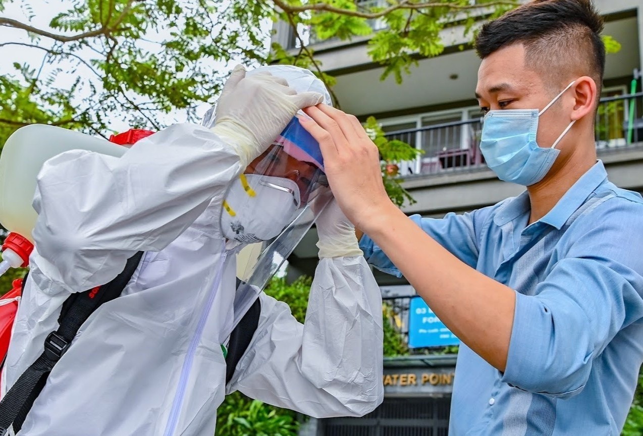 Mot nguoi o TP.HCM mac Covid-19 duoc cach ly sau khi nhap canh hinh anh