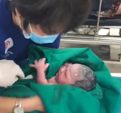 De roi tren taxi anh 1