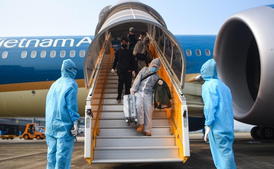 7 benh nhan mac Covid-19 tro ve tu chau Au hinh anh