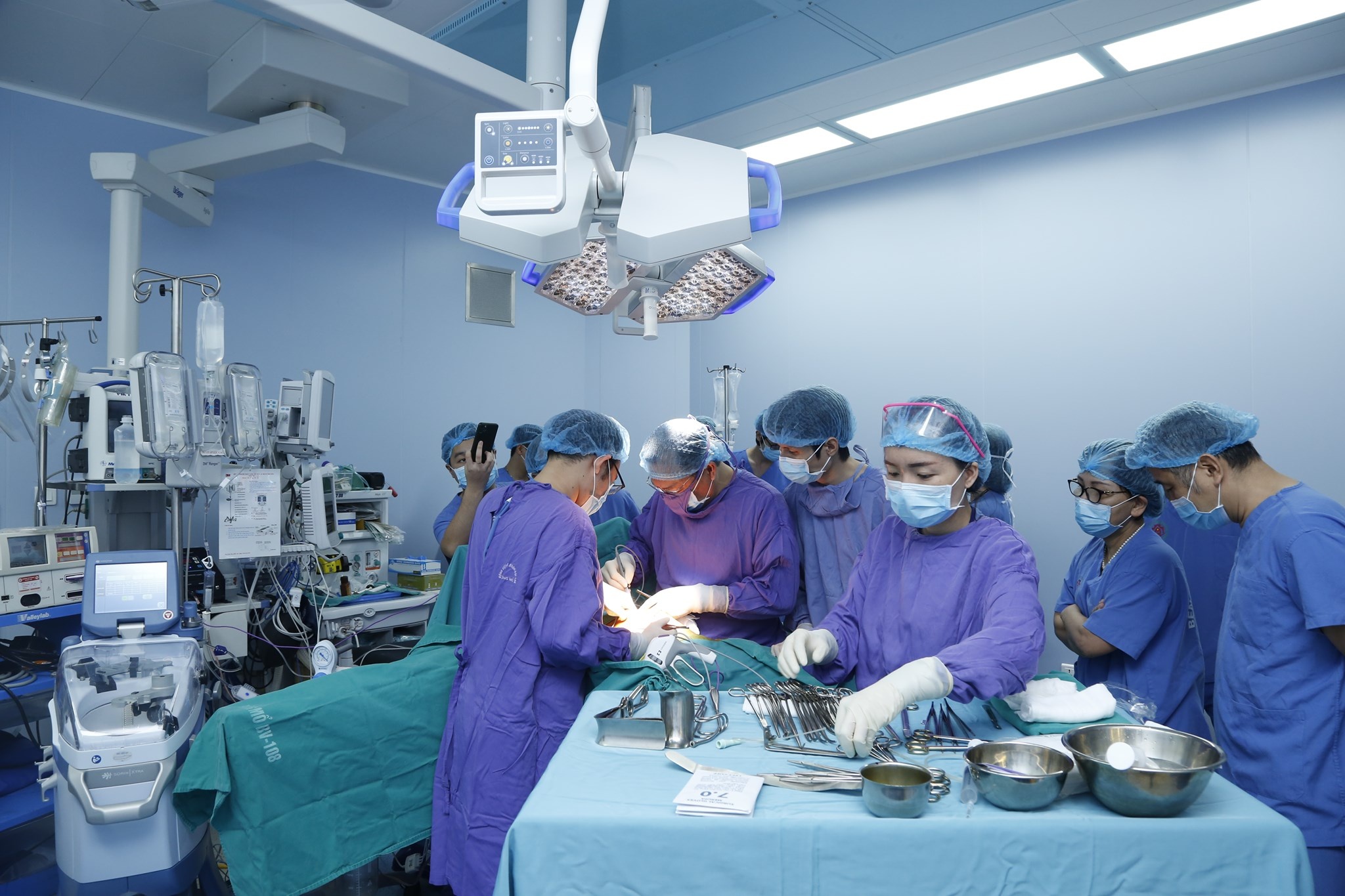 Khối u khổng lồ vùng cùng cụt ảnh 1 Khoi u khong lo vung cung cut anh 1