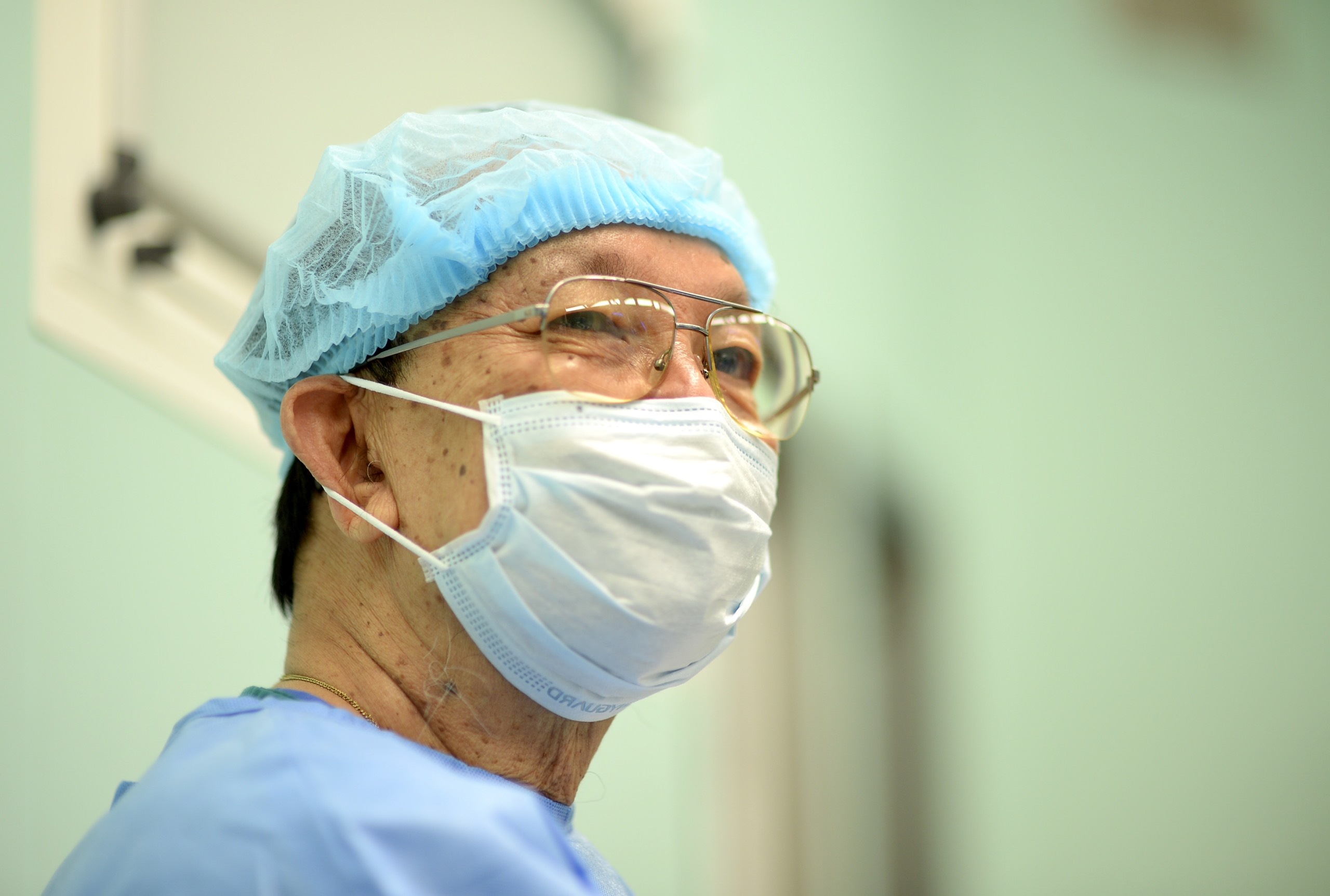 Tach cap song sinh dinh lien anh 6