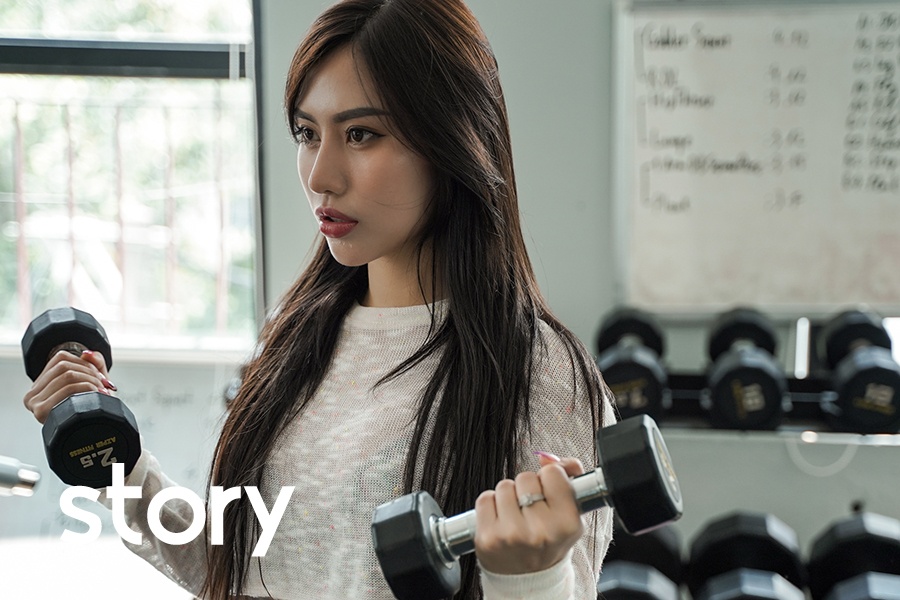 Mot ngay cua nu huan luyen vien fitness hinh anh