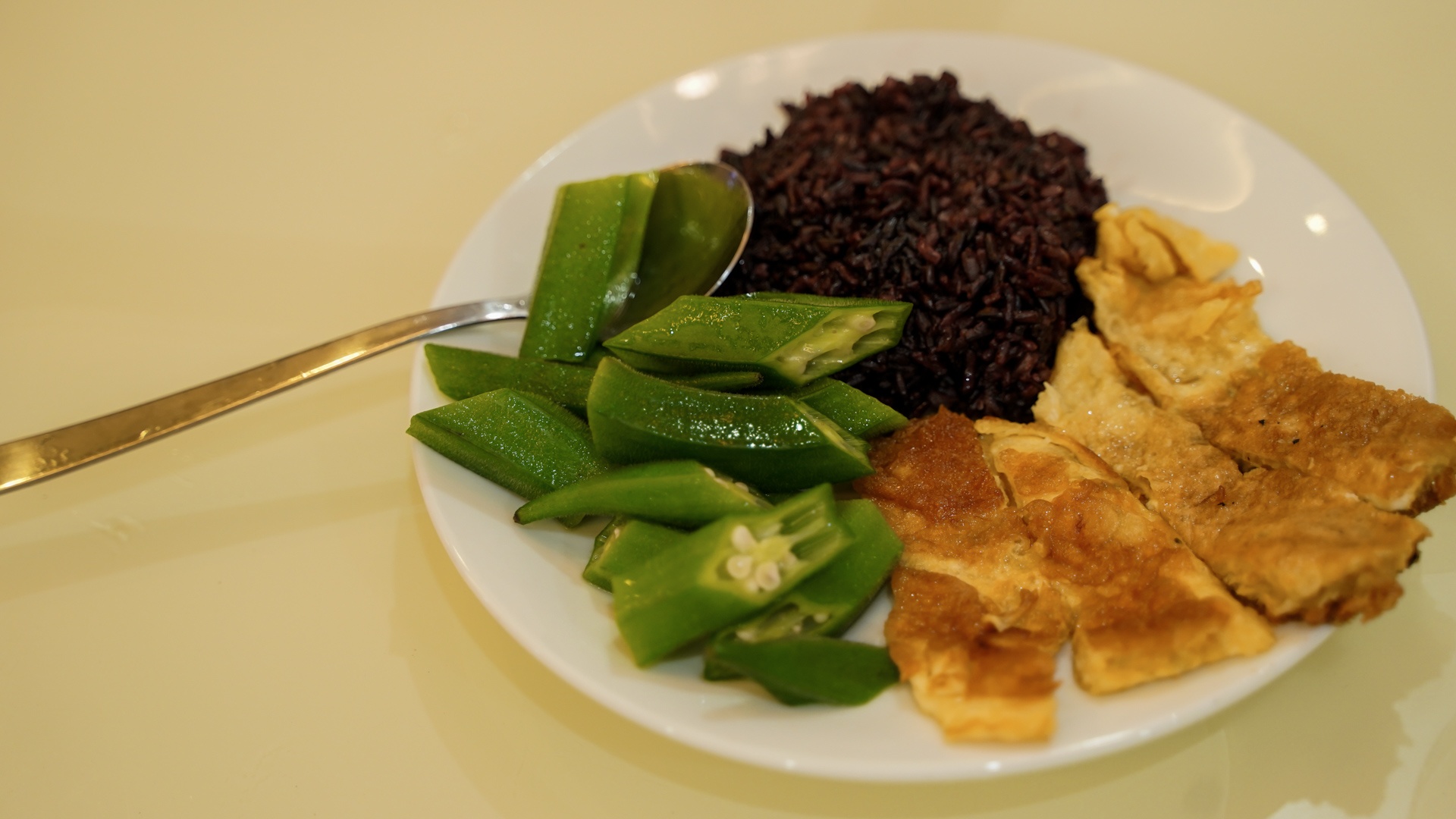 Mot ngay cua nu HLV noi tieng anh 20