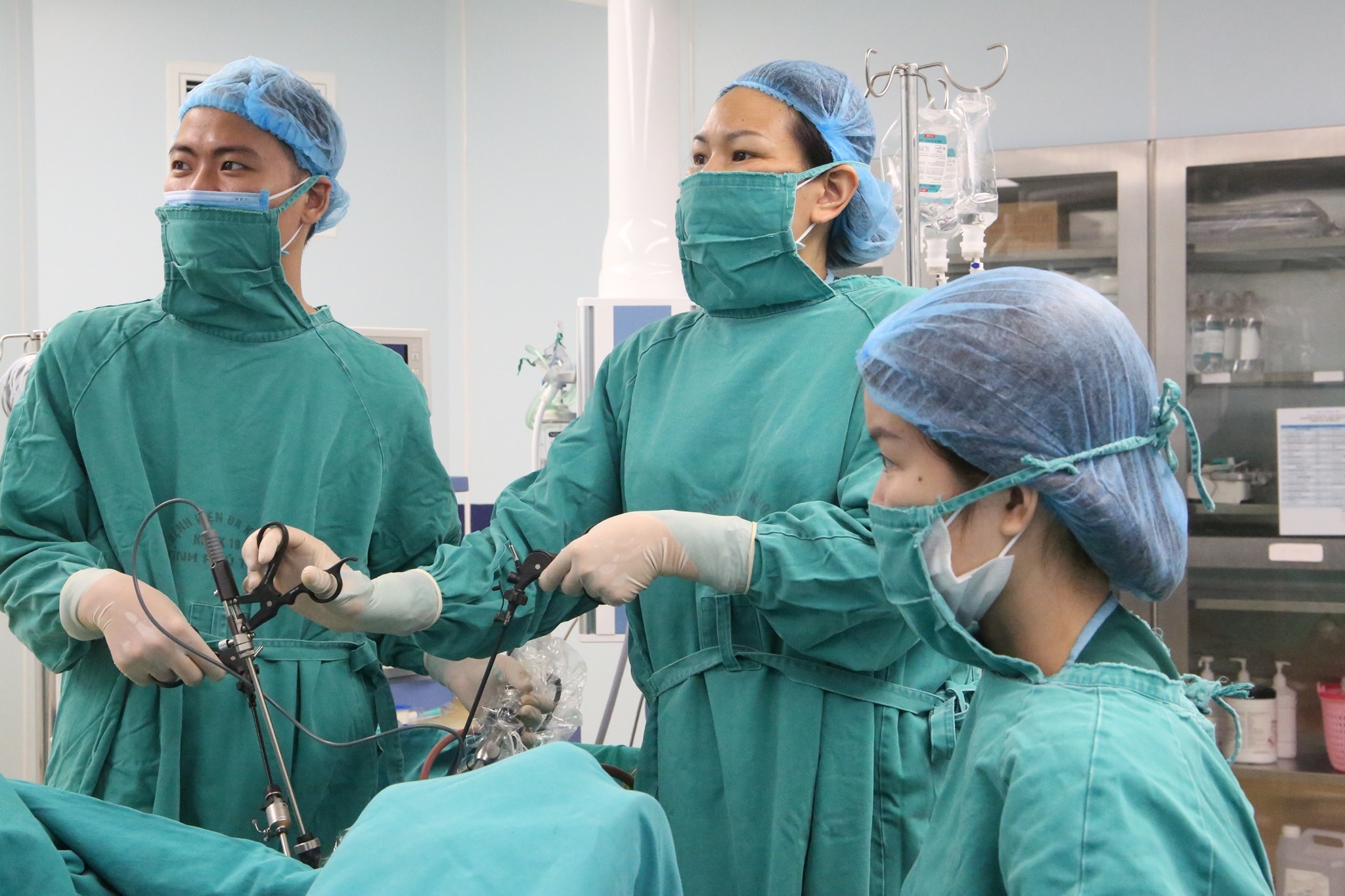 Benh nhan bi ap-xe phan phu anh 1