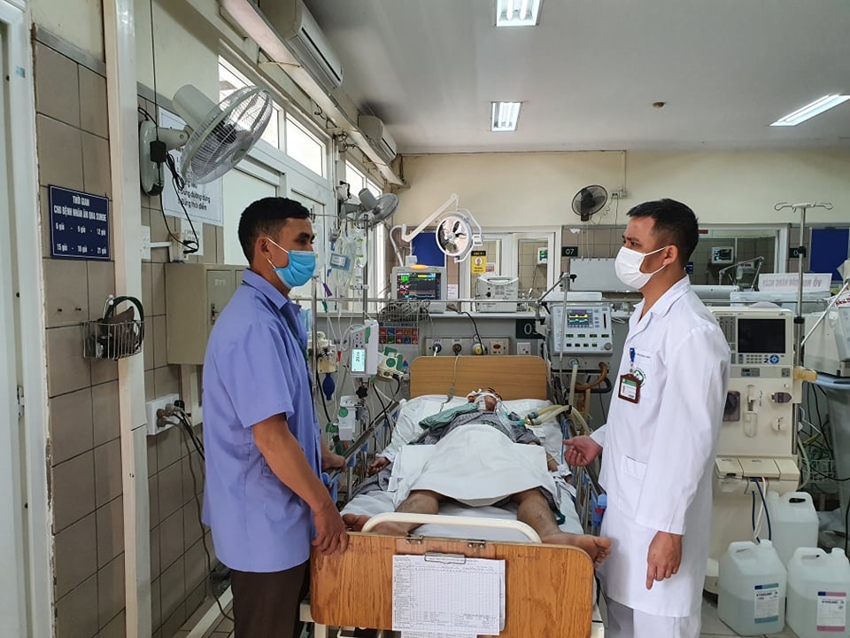 hôn mê do uống phải rượu giả ảnh 1 hon me do uong phai ruou gia anh 1