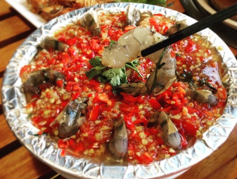 50 con san trong duong mat cua nguoi dan ong hinh anh