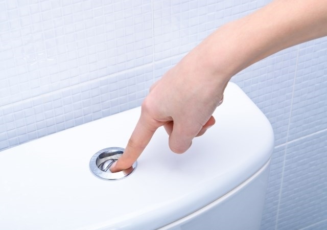 Sai lầm khi đi vệ sinh ảnh 5 Sai lam khi di ve sinh anh 5