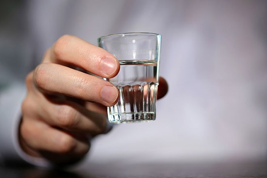 Sử dụng ba kích ngâm rượu ảnh 7 Su dung ba kich ngam ruou anh 7