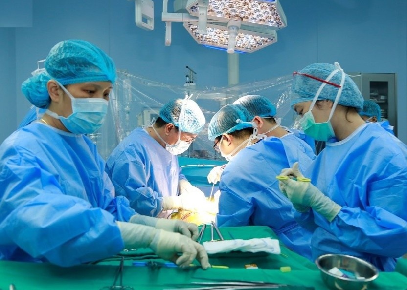 Ghep gan phuc tap nhu the nao? hinh anh