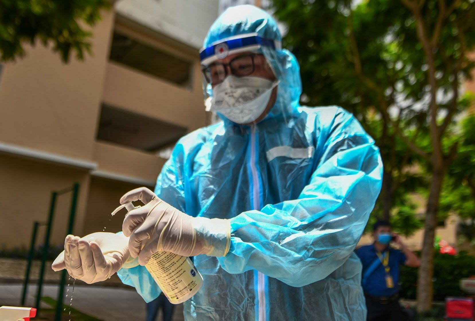 Ngay 27/6, Viet Nam ghi nhan them 314 ca mac Covid-19 hinh anh