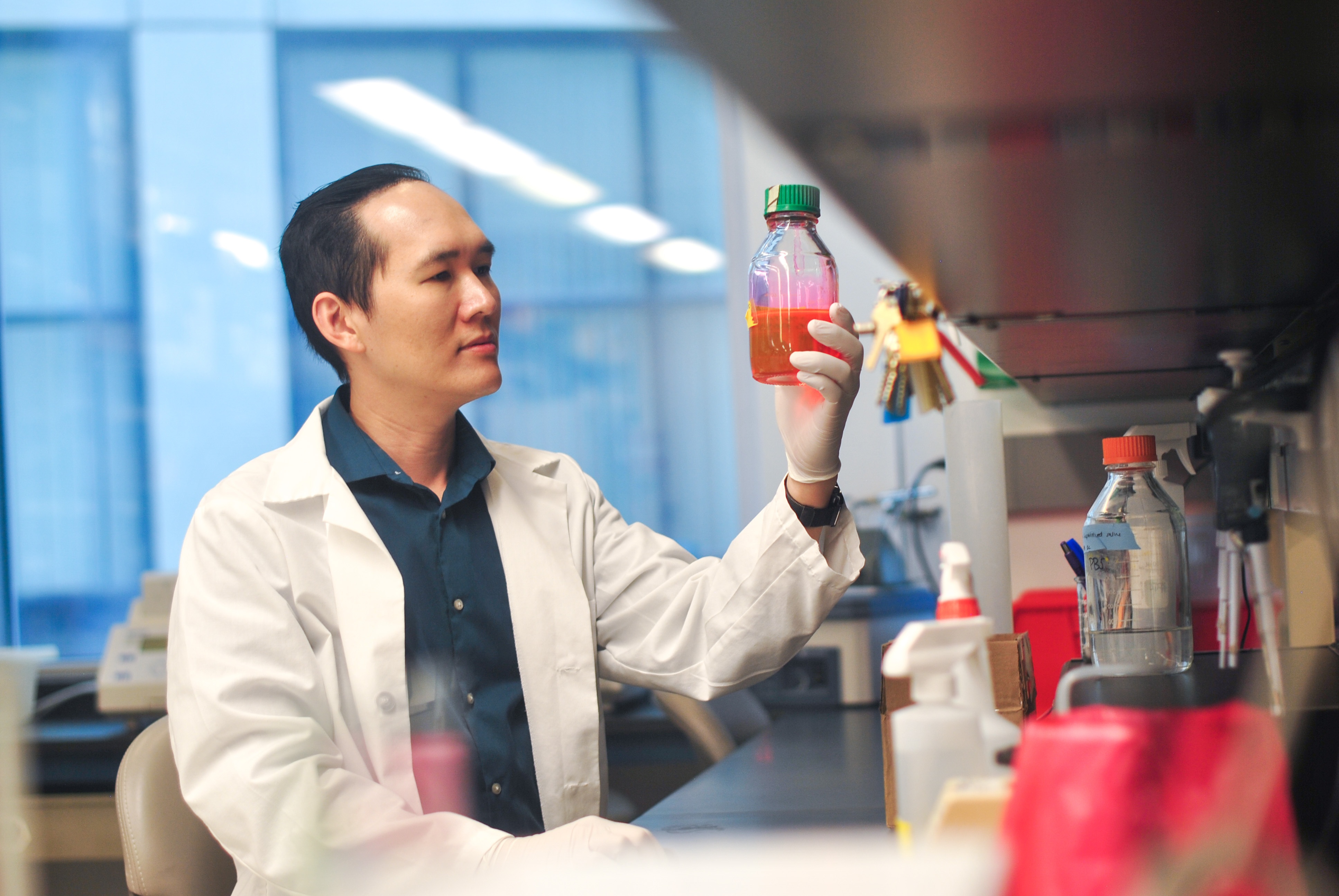 thuoc Tylenol chua Covid-19 anh 3