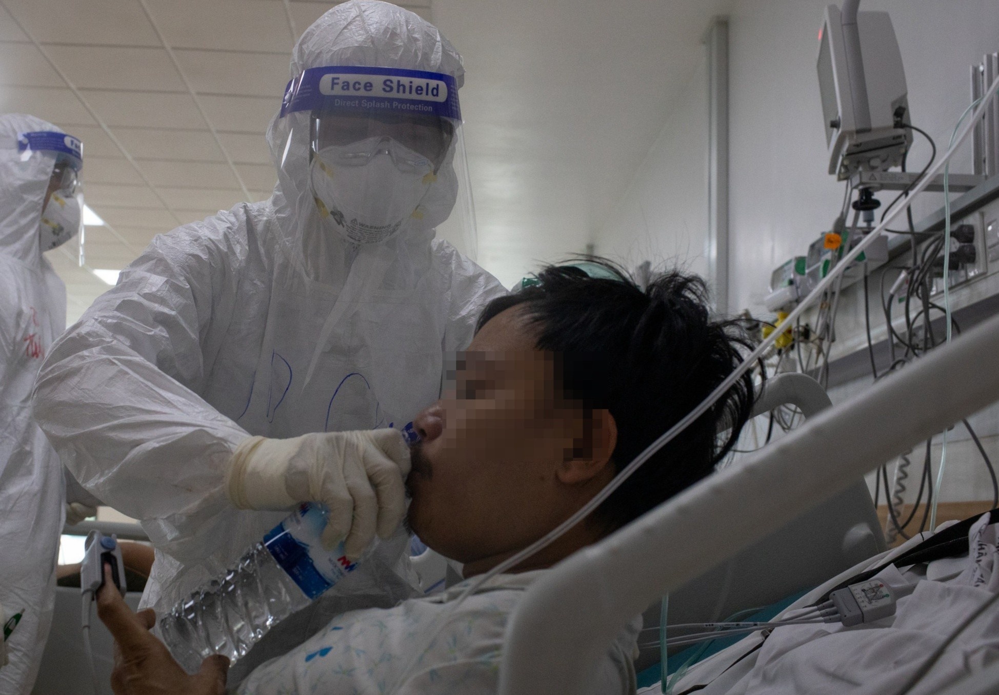 F0 o TP.HCM: 'Suc nguoi co gioi han nhung cac bac si da vuot qua xa' hinh anh