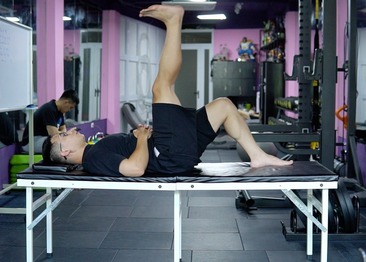 6 bai tap danh cho nguoi mac Covid-19 hinh anh