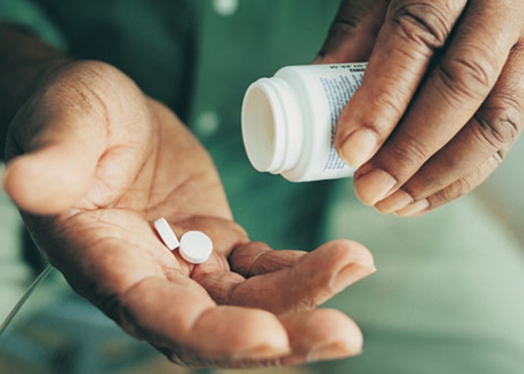 Xu ly nghiem cac don vi loi dung dich Covid-19 tang gia thuoc hinh anh