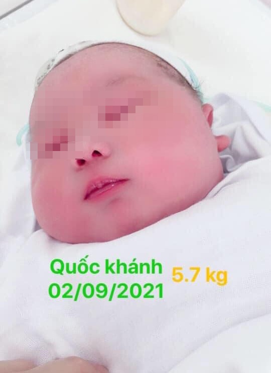 Be so sinh nang gan 6 kg anh 1