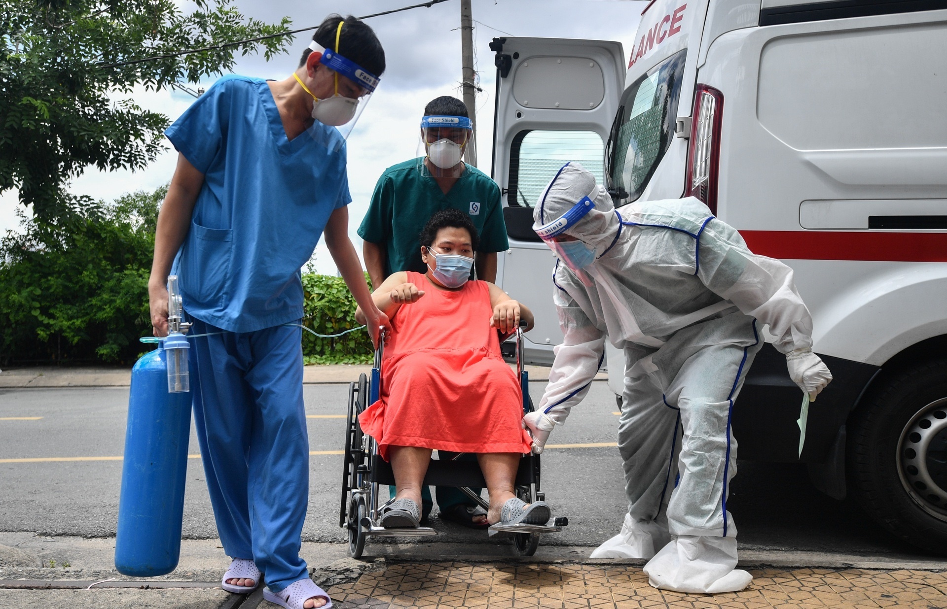 F0 dieu tri tai nha anh 1