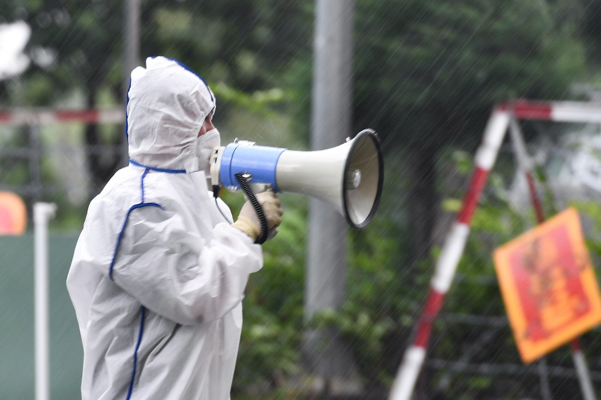 F0 khong co benh nen, tiem du lieu vaccine duoc dieu tri tai nha hinh anh