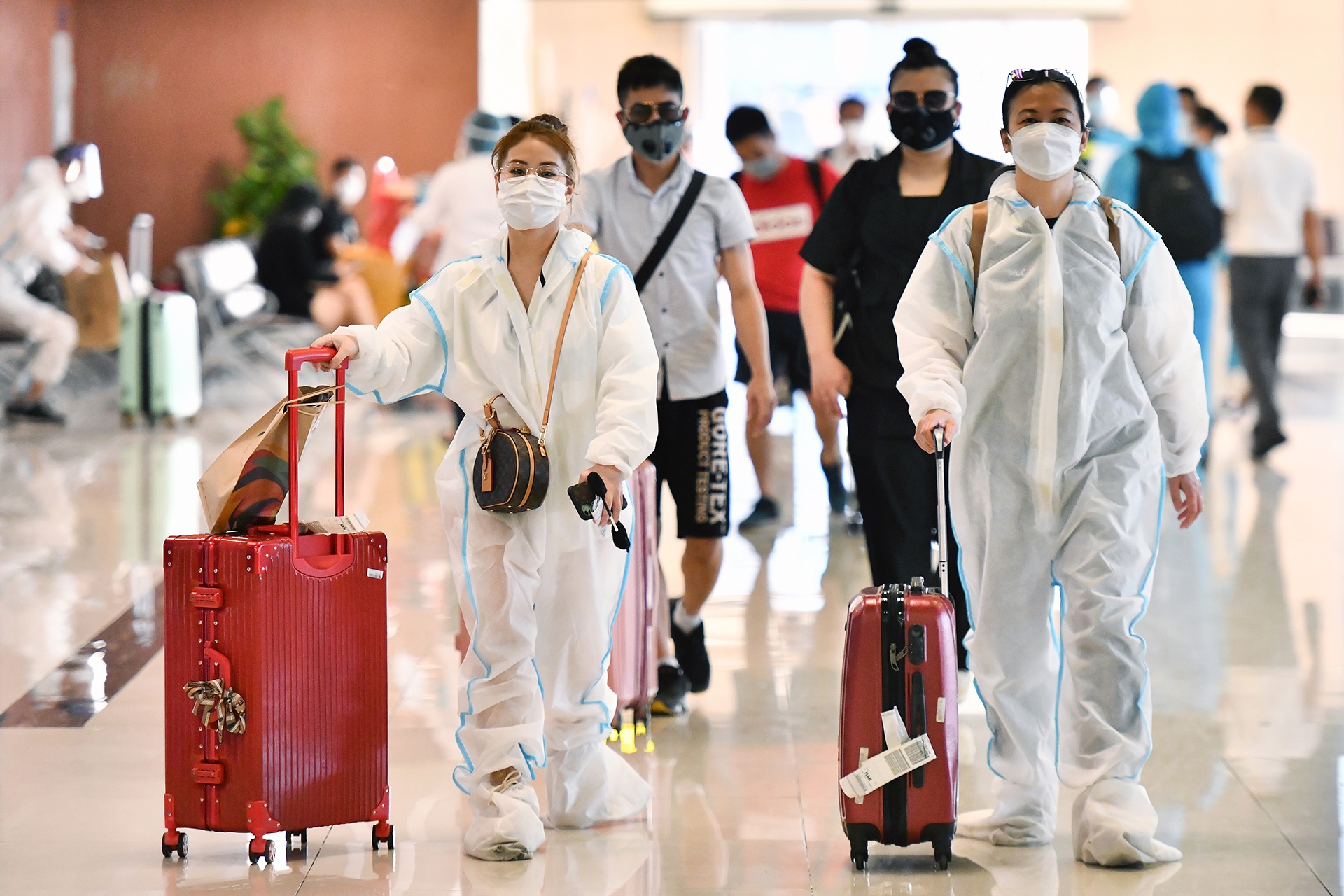 Bo Y te de nghi cac dia phuong khong cach ly y te nguoi ve que don Tet hinh anh