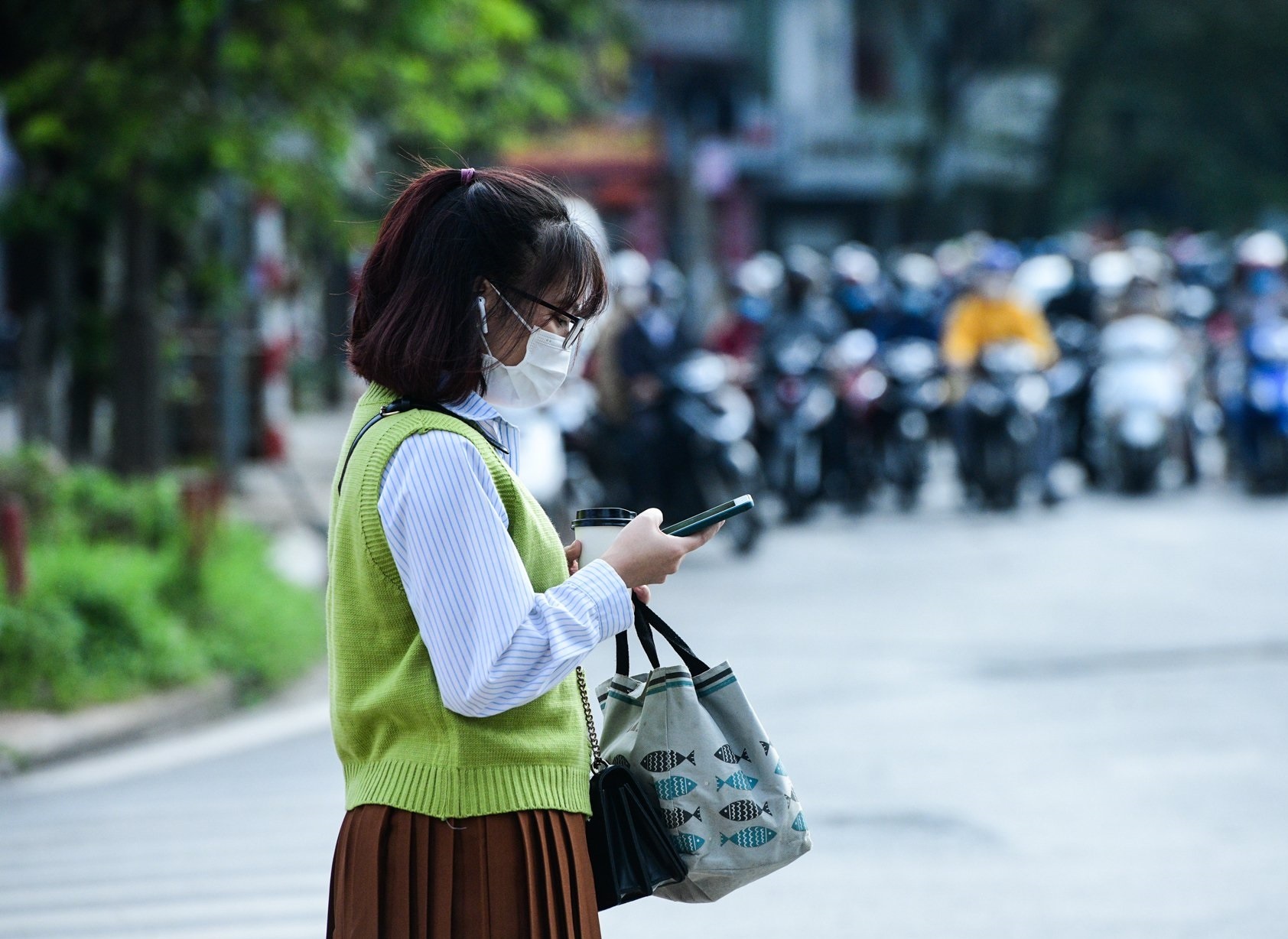 Them 15.658 ca mac Covid-19 tai 61 tinh, thanh hinh anh