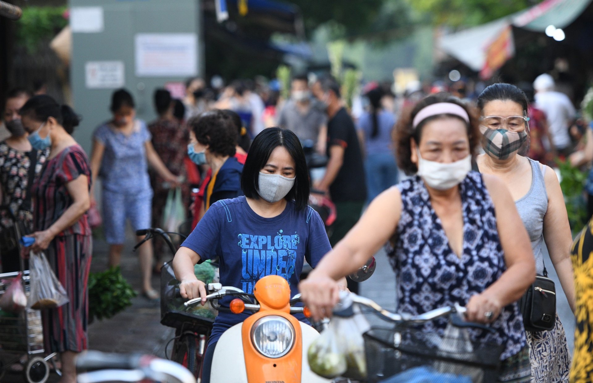 Them 169.090 ca mac Covid-19 hinh anh