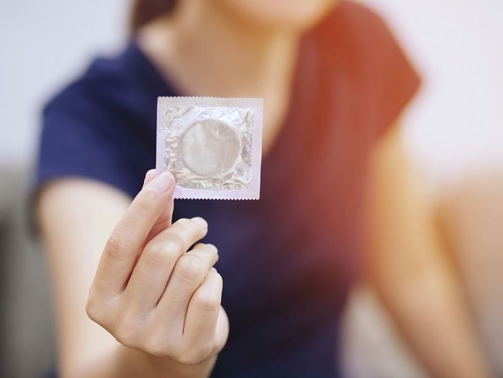 Lich su ra doi cua bao cao su anh 2